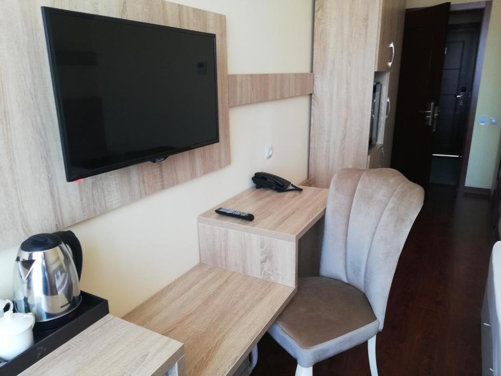 Park Hotel Al Bustan Shymkent Exterior foto