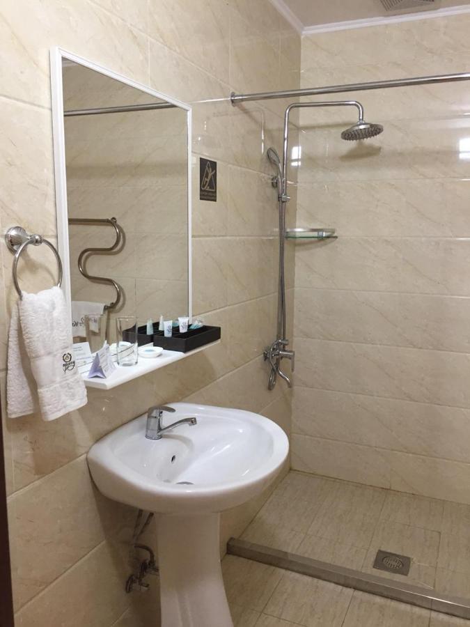 Park Hotel Al Bustan Shymkent Exterior foto