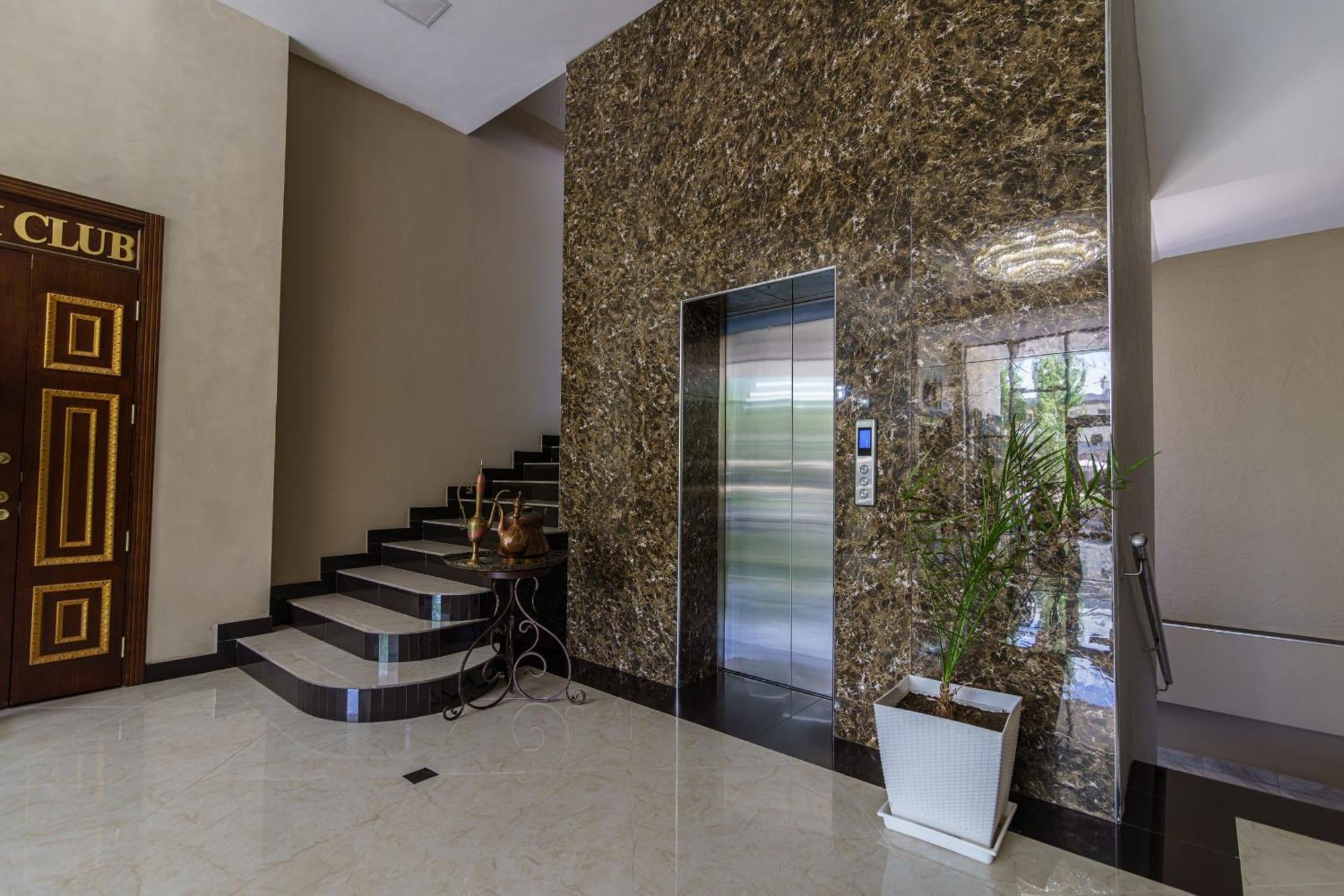 Park Hotel Al Bustan Shymkent Exterior foto