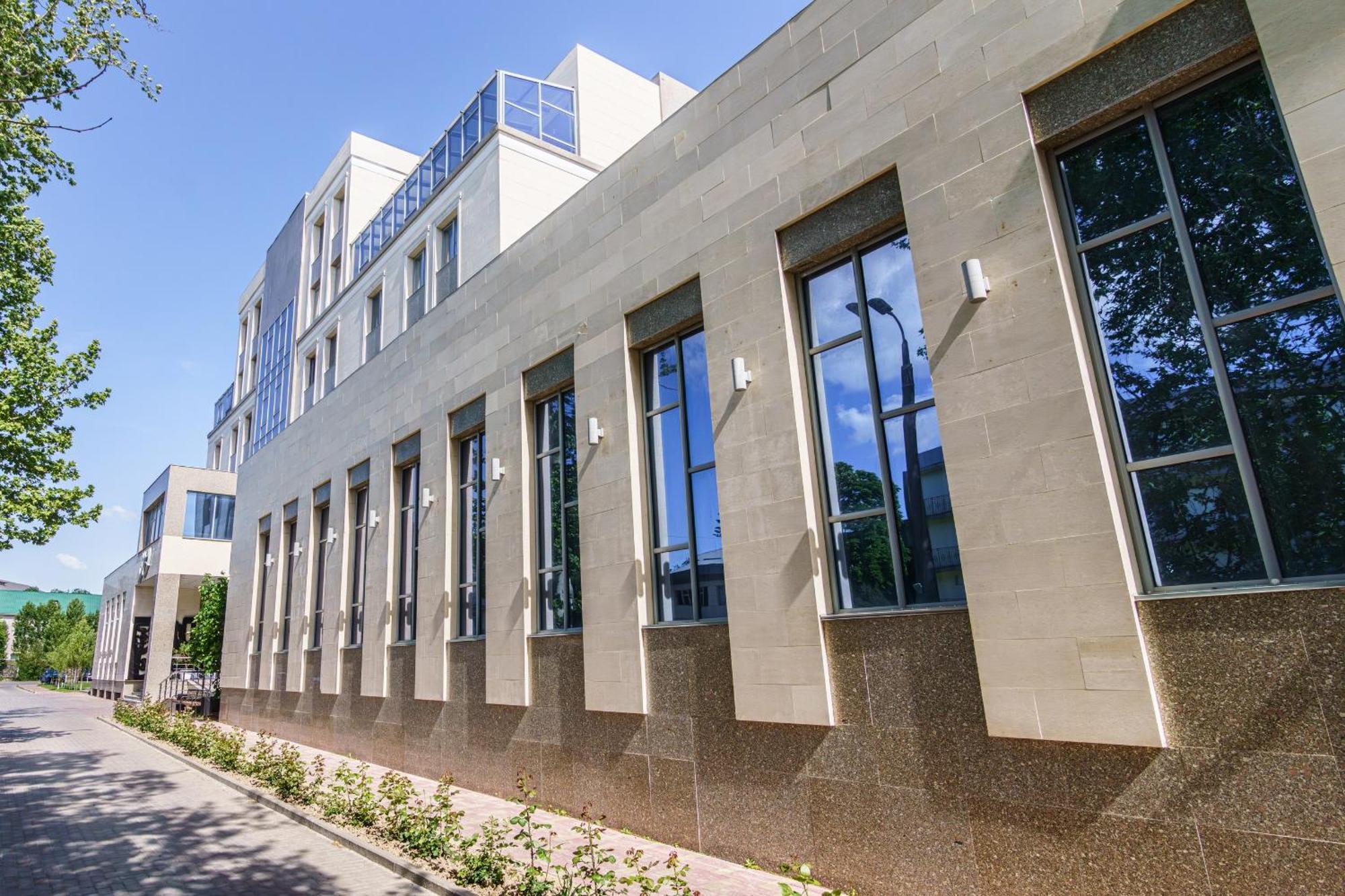 Park Hotel Al Bustan Shymkent Exterior foto