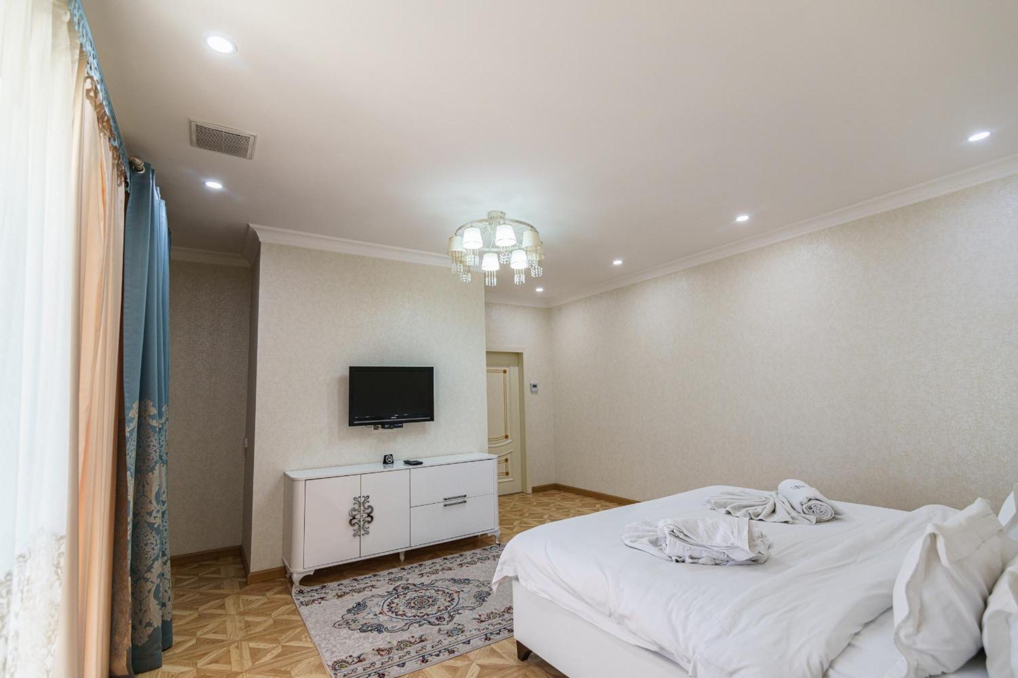 Park Hotel Al Bustan Shymkent Exterior foto