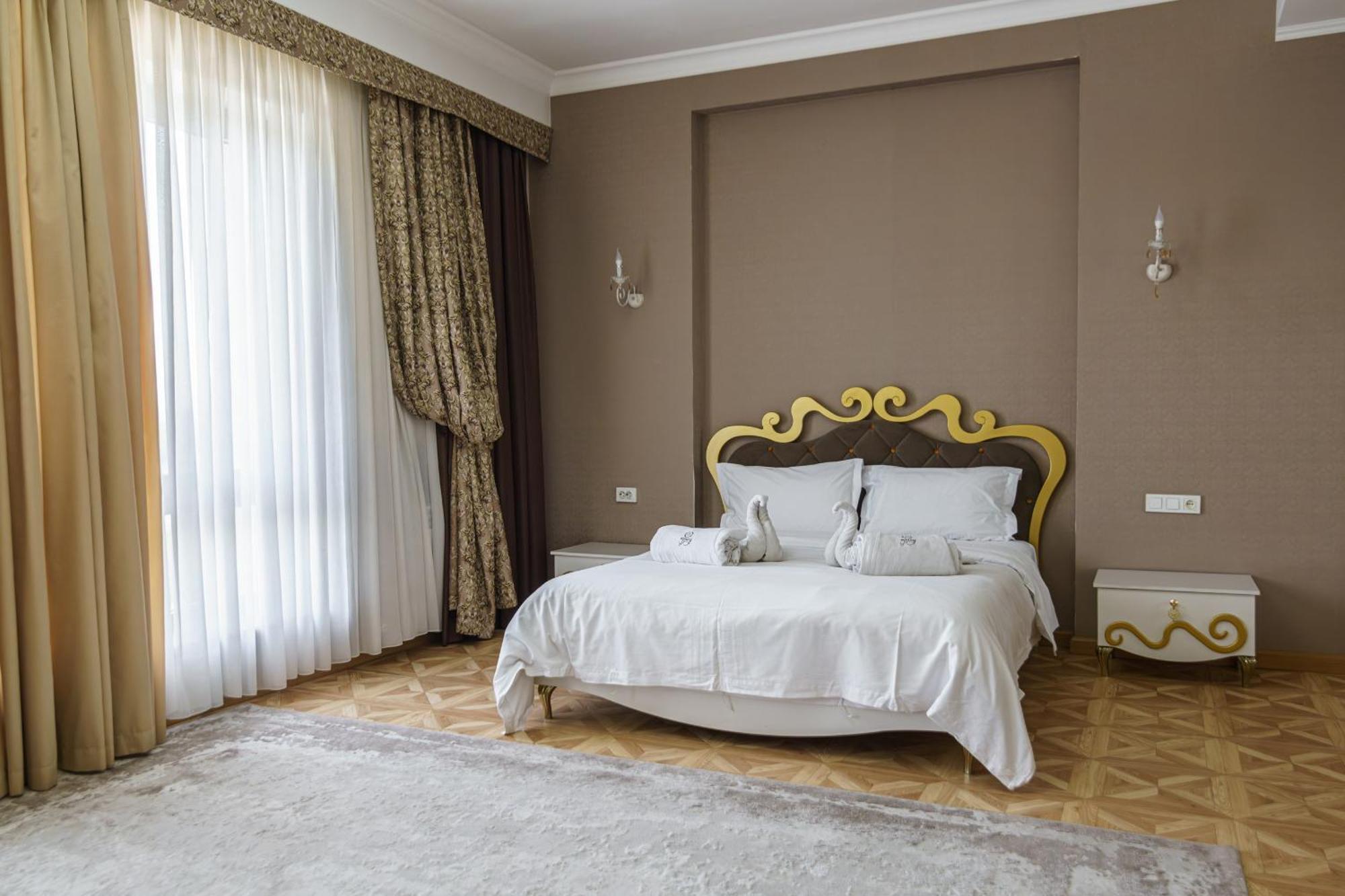 Park Hotel Al Bustan Shymkent Exterior foto
