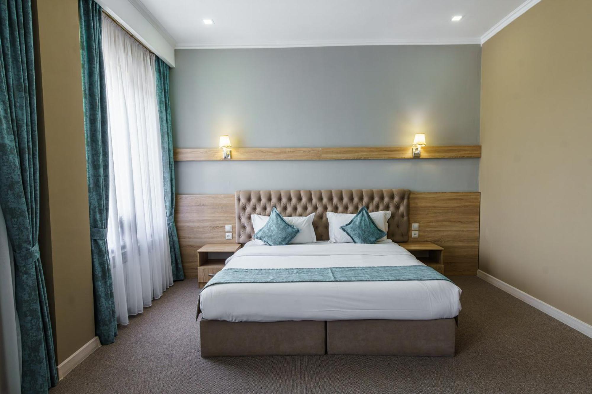 Park Hotel Al Bustan Shymkent Exterior foto